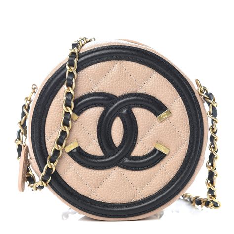 Firstly, i would like to mention, not all chanel clutches with chains are the same size as there are seasonal variations, however, i think mine is pretty standard compared to the ones i have seen online / instore and mine measures 27cm wide. CHANEL Caviar Quilted Round Filigree Clutch With Chain ...