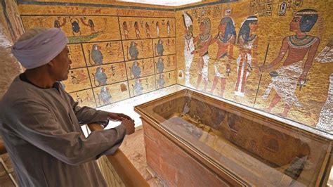 Tutankhamun S Tomb Restored To Prevent Damage By Visitors Bbc News