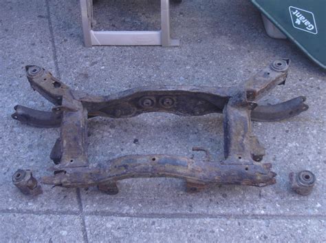 Subaru Outback Rear Subframe Replacement