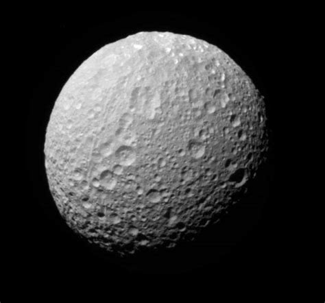 Photos De Mimas Satellite De Saturne Planète Astronomie