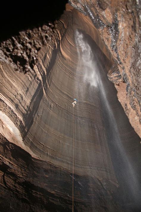 20 Of The Most Amazing Caves Around The World