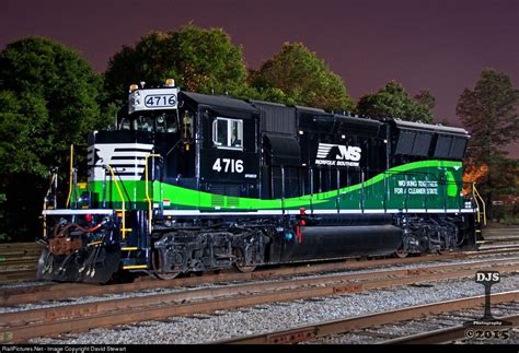 Ns 4716 Norfolk Southern Emd Gp33eco At Forest Park Georgia By David