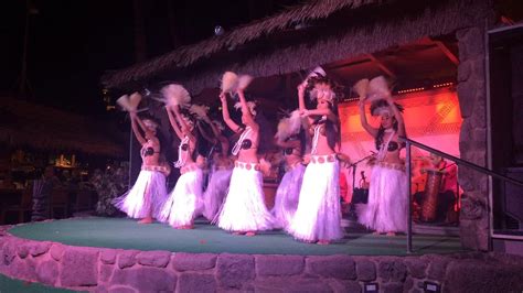 Sexy Hula Dance In Maui Beach Resort 白草为裙椰果罩胸 ～ 似踏马蹄清夜月 Youtube