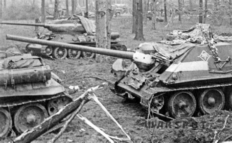 Tank Archives On Twitter T 34 85 Tanks And A Su 100 Tank Destroyer