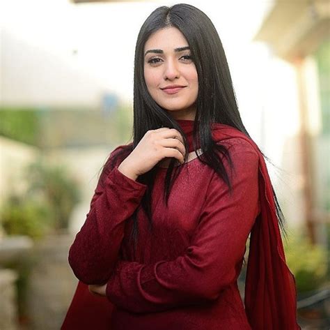 Pakistani Actress Sara Khan Photos