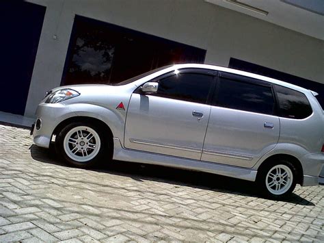 Koleksi Modifikasi Mobil Avanza Merah Marun | Ragam Modifikasi