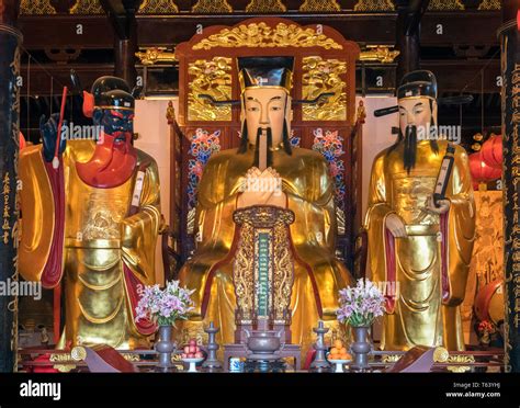 Chinese Taoist Temple Altar Gods Hi Res Stock Photography And Images