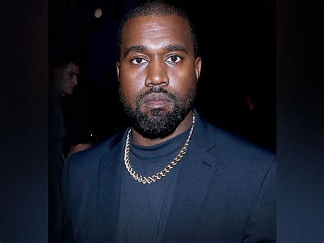 Kanye West Announces He Wont Talk For A Month Says Hes On Verbal