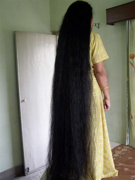 Model U3 Floor Length Hair Photos