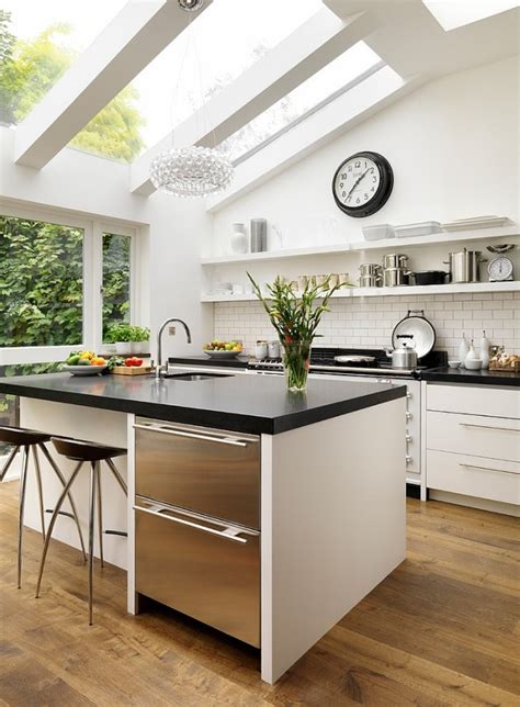 25 Captivating Ideas For Kitchens With Skylights Decoist