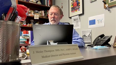 Hiv Specialist Reflects On 40 Years Since First Aids Cases