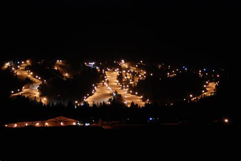 Snow Summit Turns On The Lights For Night Skiing Big Bear Is One Of