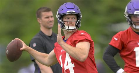 NFL Rumors: Vikings Feel Darnold Has 'Untapped Potential'; McCarthy QB2