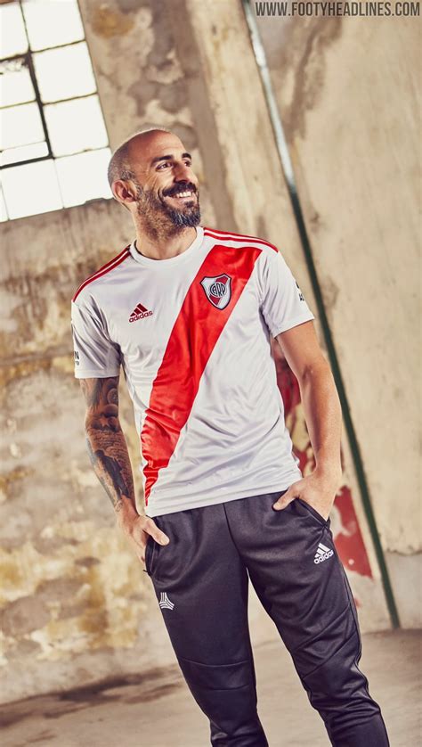 River plate gaming is the esports division of club atlético river plate, an argentinian professional sports club. River Plate 19-20 Heimtrikot Veröffentlicht - Nur Fussball
