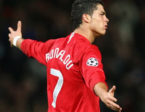 Soccer Super Stars Biography For Cristiano Ronaldo