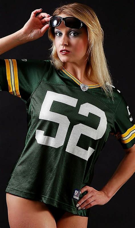 Packers In 2021 Womens Workout Outfits Gameday Outfit Green Bay Cheerleaders