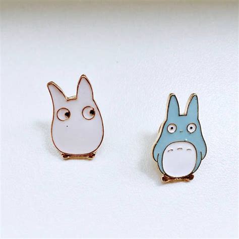 Ghibli Enamel Pins Cute Totoro Pin Bijoux Uniques Épinglette Objets