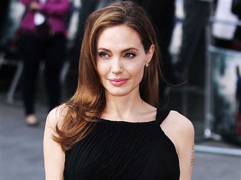 Angelina Jolie Best Magazine
