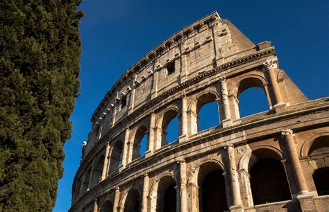 Tripadvisor In Italia 3 Monumenti Più Visti Al Mondo Colosseo Musei