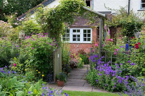22 English Cottage Garden Plans Ideas You Gonna Love Sharonsable