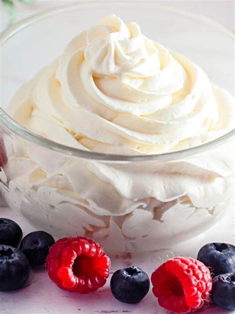 How To Make Stabilized Whipped Cream Frosting Story Bake Me Some Sugar