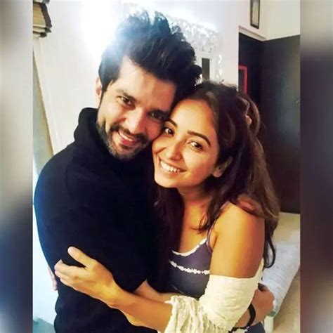 Karan Wahi Sargun Mehta Raqesh Bapat — Pavitra Rishta Actress Asha