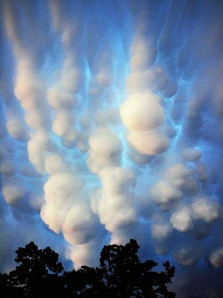 Have You Ever Seen These Stunning Clouds With Mammae