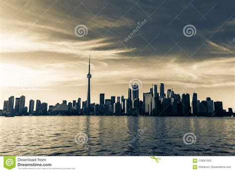 Amazing Inviting Natural Landscape View Of Toronto Skyline, Downtown 