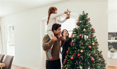 Poner El árbol De Navidad En Familia El Mejor Plan Bekia Navidad