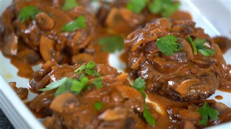 Every item on this page was chosen by the pioneer woman team. Salzbury Steak Food Wishes / Food Wishes Video Recipes ...