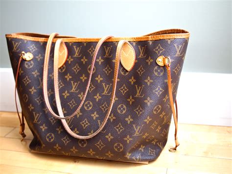 Tips For Louis Vuitton Neverfull Replica Handbags ...