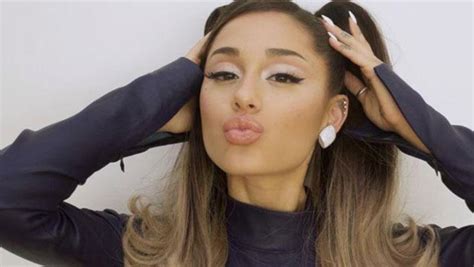 All posts must be of ariana, at time of photo/video 18 years or older.when you inquire about a post, link the post. Z kuşağının kraliçesi Ariana Grande - Magazin Haberleri