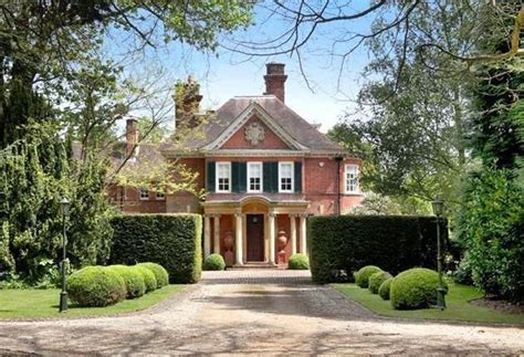 9 Bedroom Property For Sale In Shire Lane Chalfont St Peter