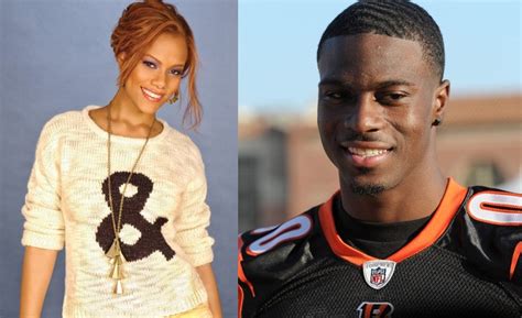 The Hottest Wives And Girlfriends Of The Nfl Page 19 Of 26