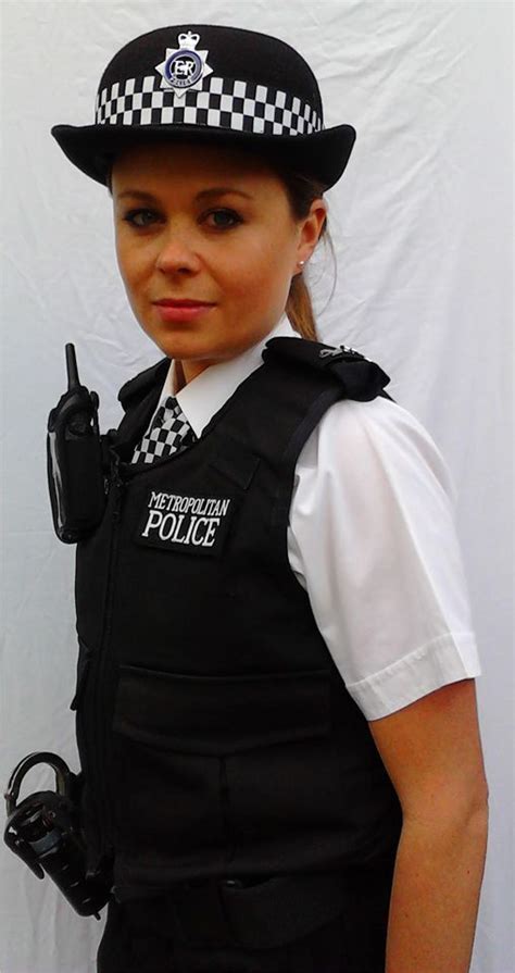 Beautiful Women In Uniform From Around The World Police Uniforms