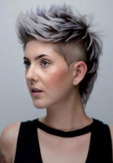 Short Haircuts Gray Hair 20 Trendy Gray Hairstyles Gray Hair Trend