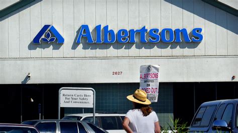 Albertsons Companies Ceo On Going Public Delivery And Diversity