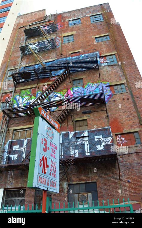 städtisch stadt leben kunst metropolitan gebäude altstadt innenstadt graffiti los