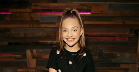 8 maddie ziegler tweets that reveal dance moms isn t the only thing on her mind