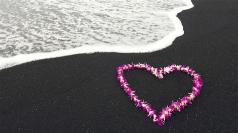 #@toxicreep #discovered indie aesthetic wallpaper 37+ instagram: Pink, Heart, At, Beach, Hd Sea Wallpapers, Ocean, Sky ...