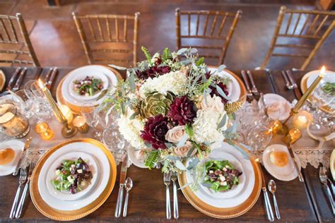 11 Wonderful Winter Tablescapes