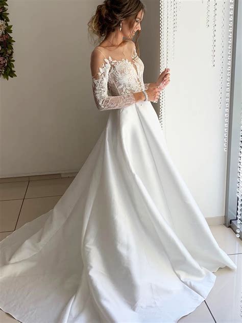 Elegant A Line Scoop Neck Long Sleeve White Satin Lace Wedding Dresses Simple Bride Dresses
