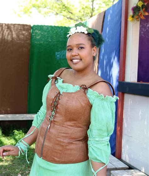 How to make a princess tiana costume tutu dress. One Costume, Three Ways: DIY Renaissance Tiana - Pure Costumes Blog