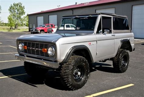 66 77 Ford Bronco Custom Builds For Sale Photos Technical