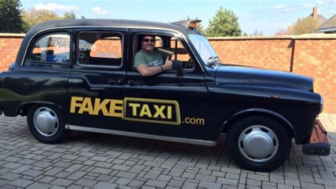 В Великобритании угнали оригинальный автомобиль Fake Taxi