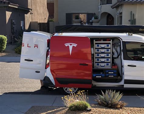 Elon Musk Apunta A Un Nuevo Objetivo De Tesla Una Furgoneta Eléctrica
