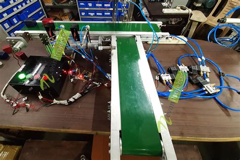 Colour Product Sorting Using Pneumatic Conveyor Belt Plc Automation