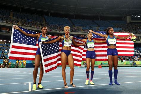 olympics 2016 allyson felix and team usa win gold medal in women s 4x400m run