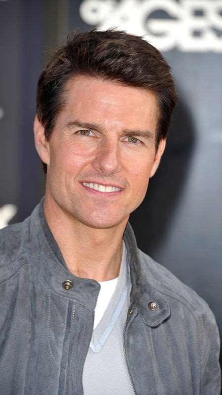 Tom Cruise Action Star Wallpaper Download Mobcup