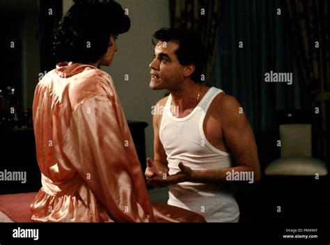 Goodfellas 1990 Lorraine Bracco Hi Res Stock Photography And Images Alamy